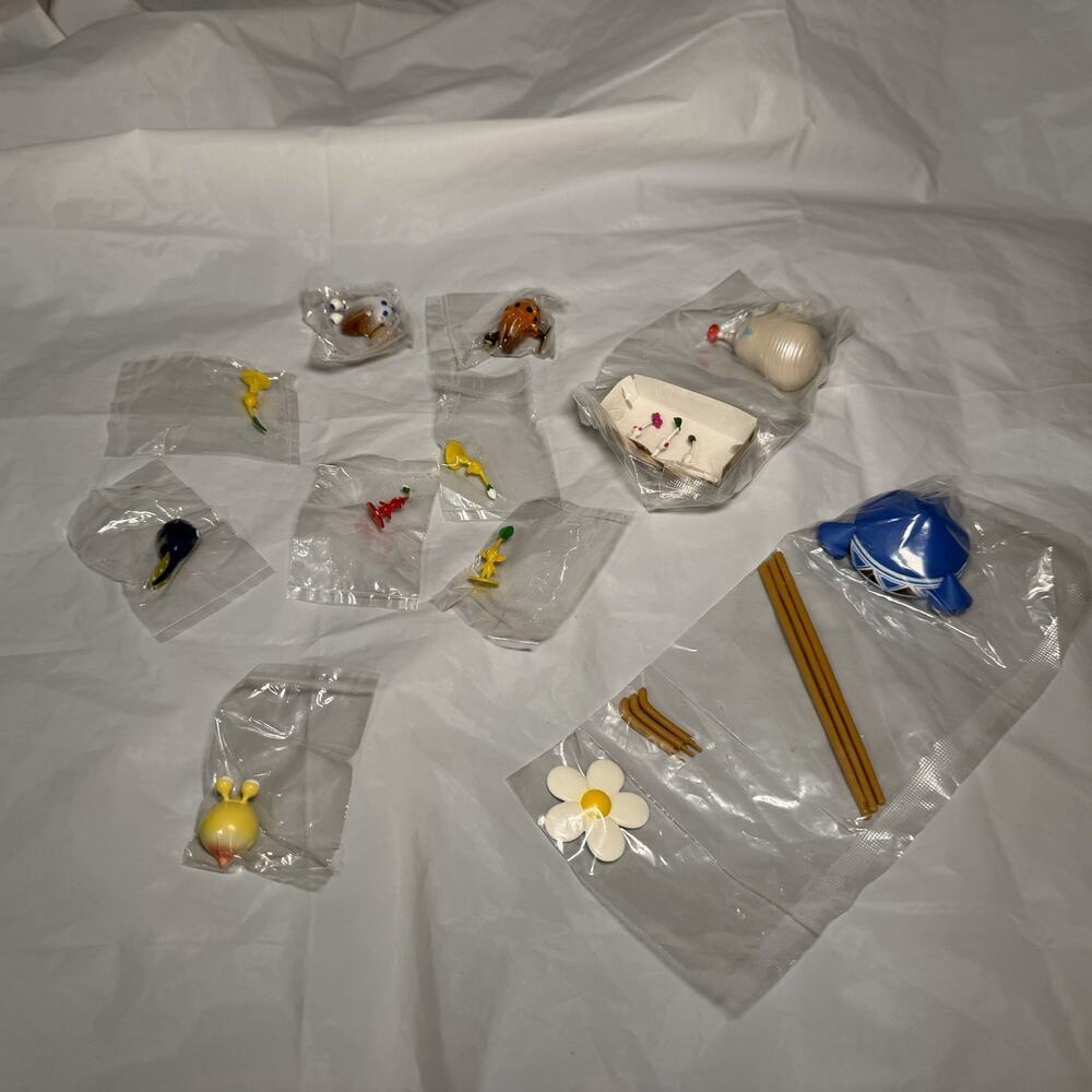 NEW SEALED Pikmin 2 Nintendo GameCube 2004 Agatsuma Figure Lot A With Blue Onion